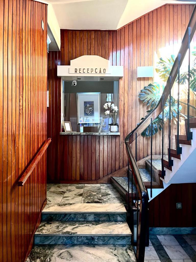 トーレス・ヴェドラス Residencial Modernaホステル エクステリア 写真